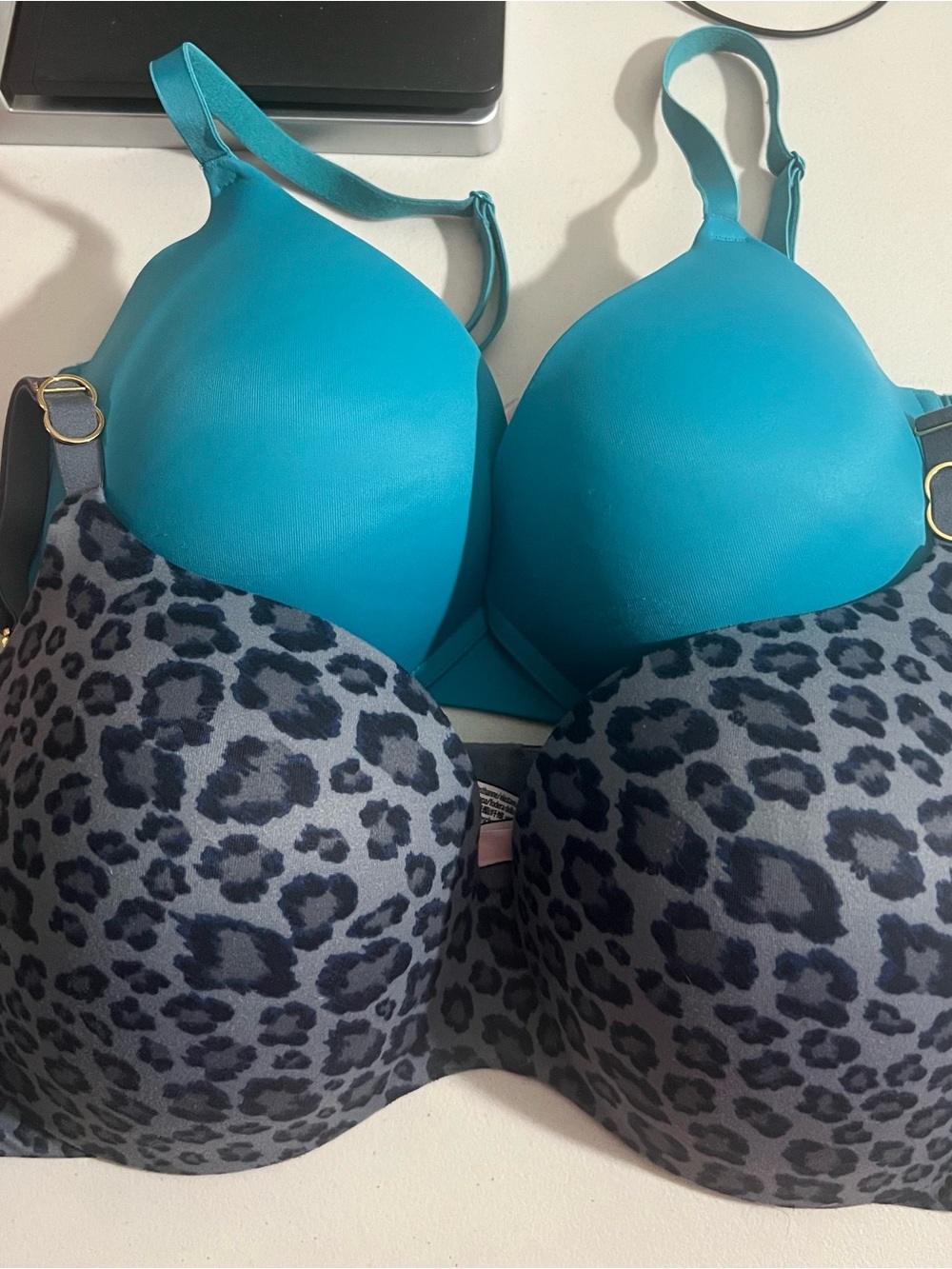 PINK Victoria's Secret Teal & Gray Leopard T-Shirt Bra Duo